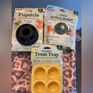 Woof Pupsicle 3-Pc SET - Includes 1 Bag Pupcicles Toy & Treat Tray - BNIB 25-75
